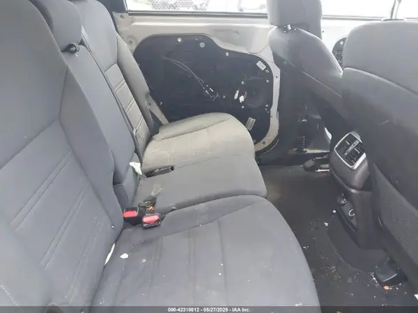 5XYPG4A39HG281117 2017 KIA SORENTO - Image 8