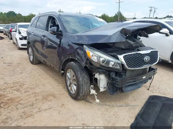 5XYPG4A39HG282395 2017 KIA SORENTO - Image 1