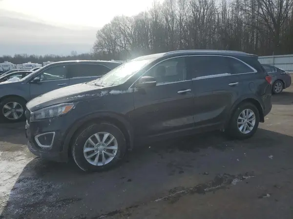 5XYPG4A39HG301267 2017 KIA SORENTO - Image 1