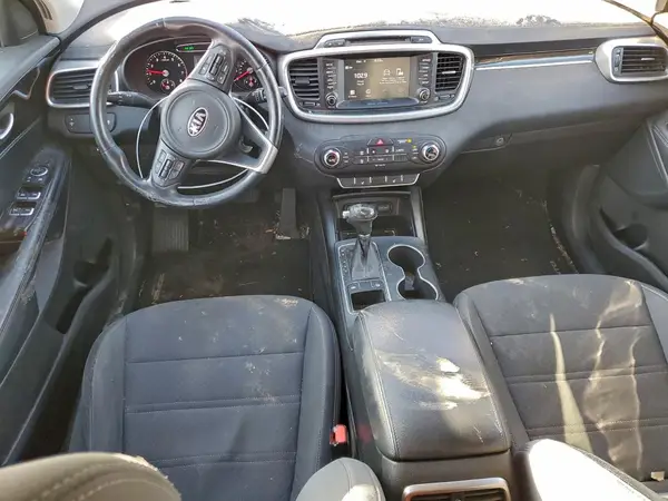 5XYPG4A39HG327397 2017 KIA SORENTO - Image 8