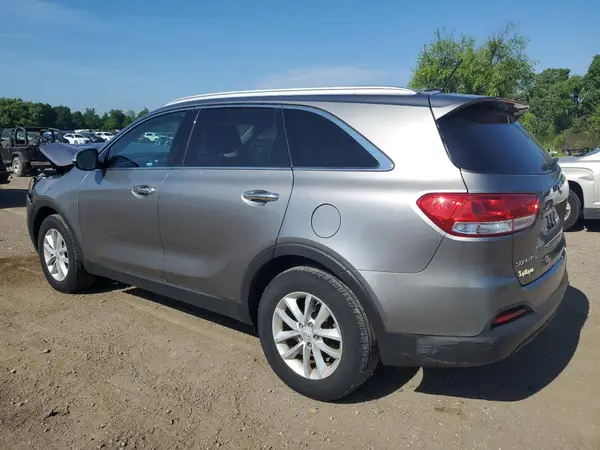 5XYPG4A39HG331398 2017 KIA SORENTO - Image 2