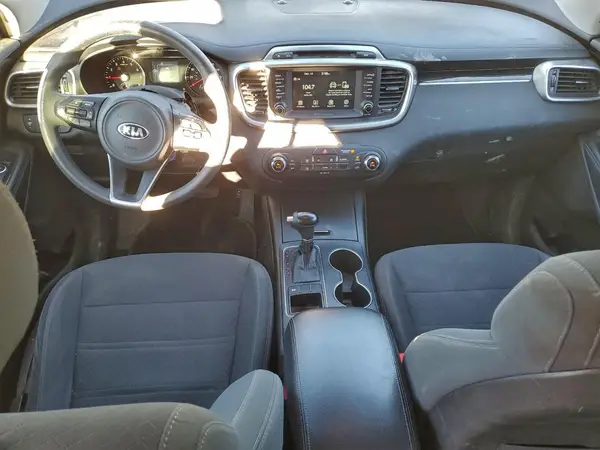 5XYPG4A39JG346022 2018 KIA SORENTO - Image 8
