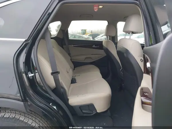 5XYPG4A39JG362902 2018 KIA SORENTO - Image 8