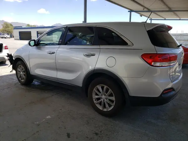 5XYPG4A39JG364214 2018 KIA SORENTO - Image 2