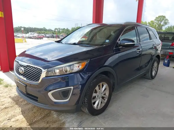 5XYPG4A39JG370353 2018 KIA SORENTO - Image 2