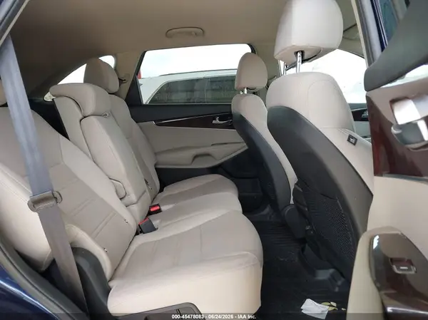 5XYPG4A39JG370353 2018 KIA SORENTO - Image 8