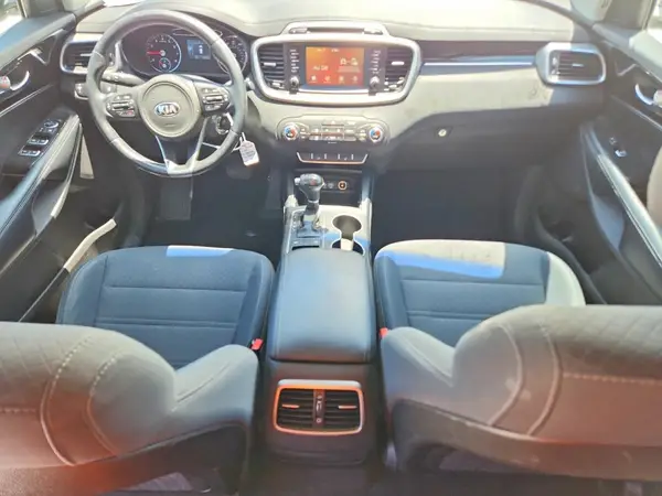 5XYPG4A39JG381398 2018 KIA SORENTO - Image 8