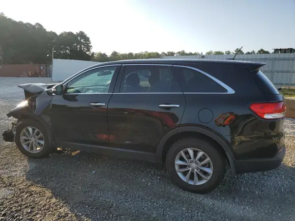 5XYPG4A39JG392899 2018 KIA SORENTO - Image 2