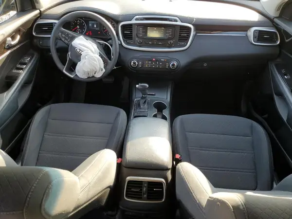 5XYPG4A39JG392899 2018 KIA SORENTO - Image 8