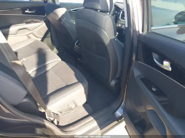 5XYPG4A39JG394703 2018 KIA SORENTO - Image 8