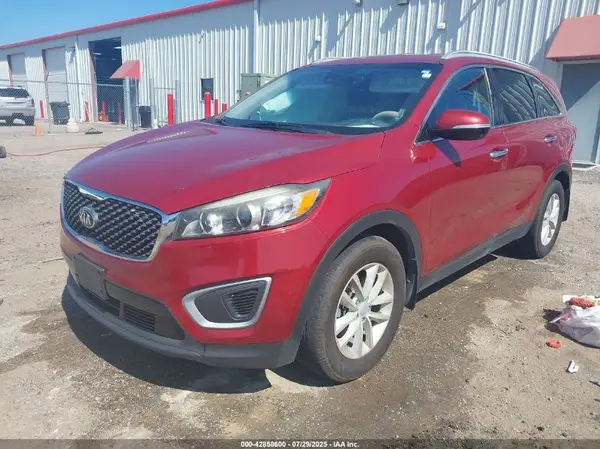 5XYPG4A39JG405621 2018 KIA SORENTO - Image 2
