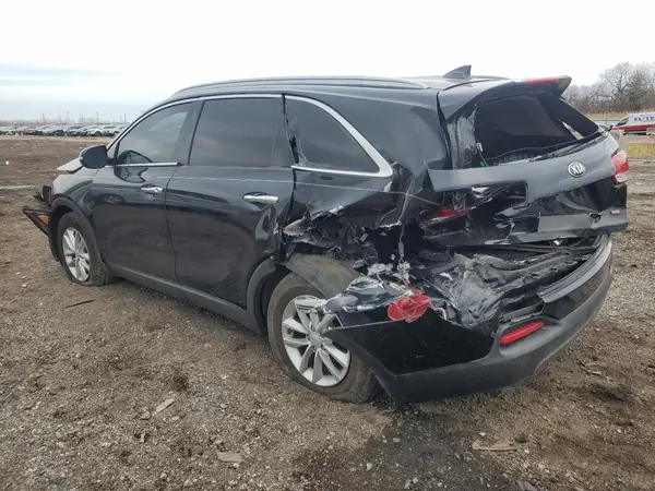 5XYPG4A39JG412312 2018 KIA SORENTO - Image 2