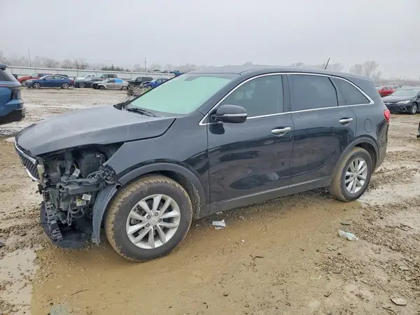 5XYPG4A39JG412388 2018 KIA SORENTO - Image 1