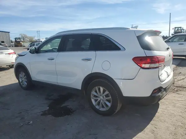 5XYPG4A39JG412441 2018 KIA SORENTO - Image 2