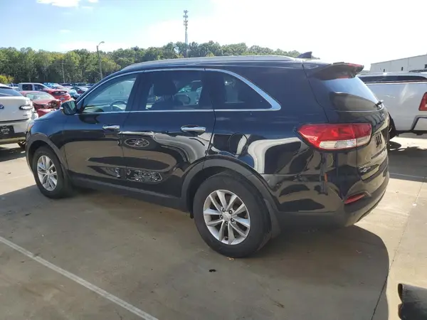 5XYPG4A39JG412889 2018 KIA SORENTO - Image 2