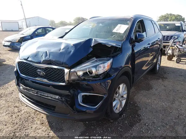 5XYPG4A39JG420121 2018 KIA SORENTO - Image 2