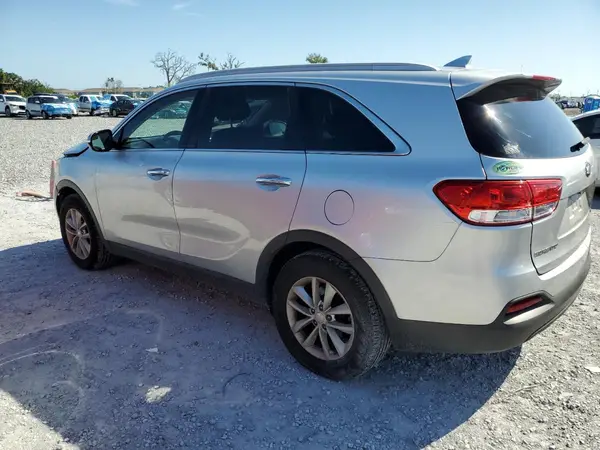 5XYPG4A39JG430938 2018 KIA SORENTO - Image 2