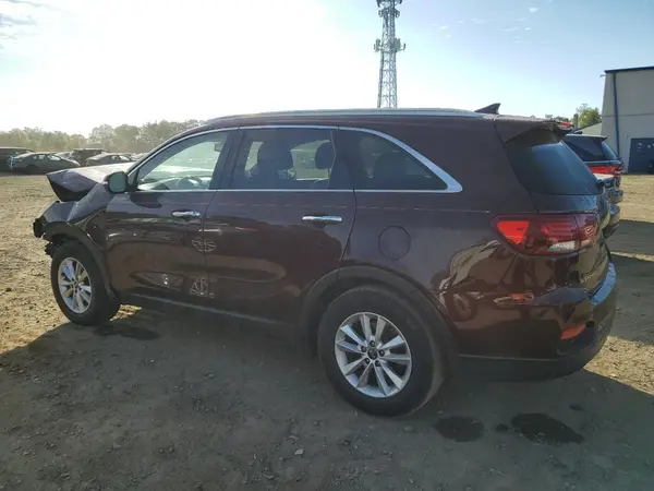5XYPG4A39KG436840 2019 KIA SORENTO - Image 2