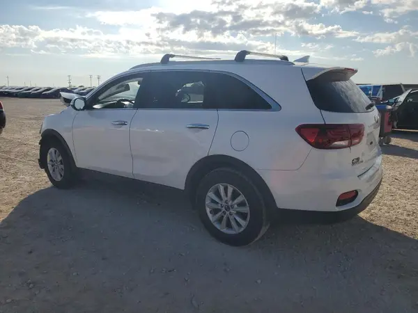 5XYPG4A39KG448051 2019 KIA SORENTO - Image 2