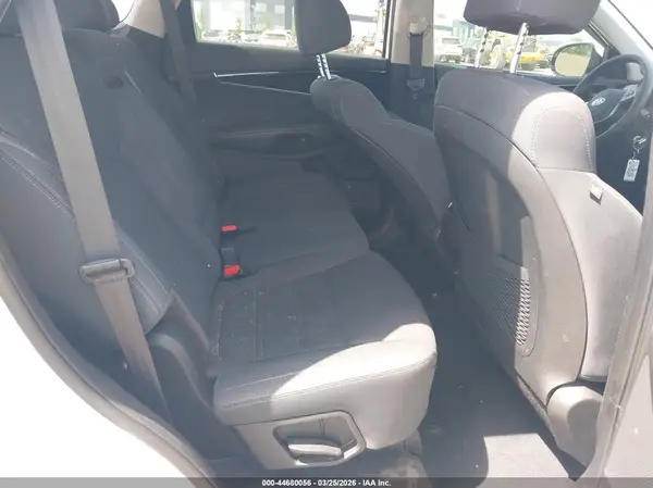 5XYPG4A39KG448096 2019 KIA SORENTO - Image 8