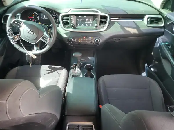 5XYPG4A39KG452620 2019 KIA SORENTO - Image 8