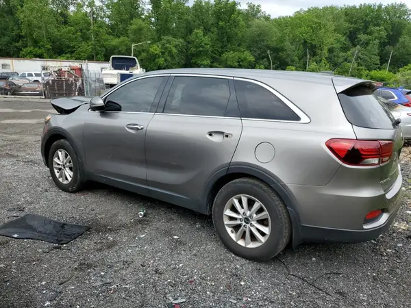 5XYPG4A39KG456652 2019 KIA SORENTO - Image 2
