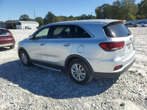 5XYPG4A39KG464394 2019 KIA SORENTO - Image 2