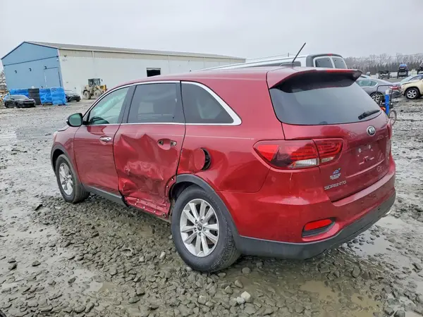 5XYPG4A39KG468395 2019 KIA SORENTO - Image 2
