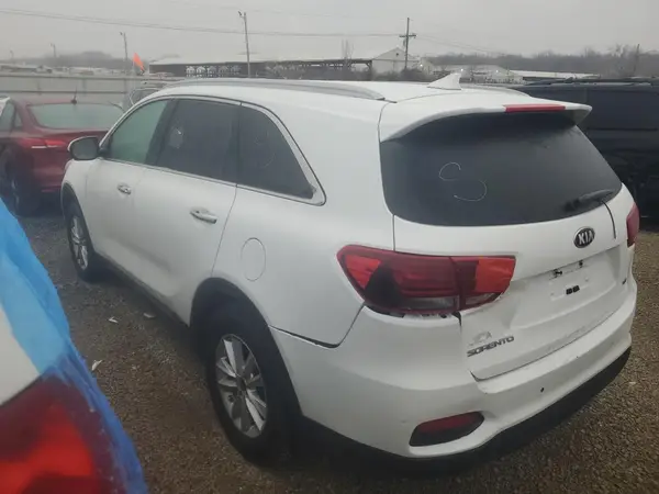 5XYPG4A39KG480420 2019 KIA SORENTO - Image 2