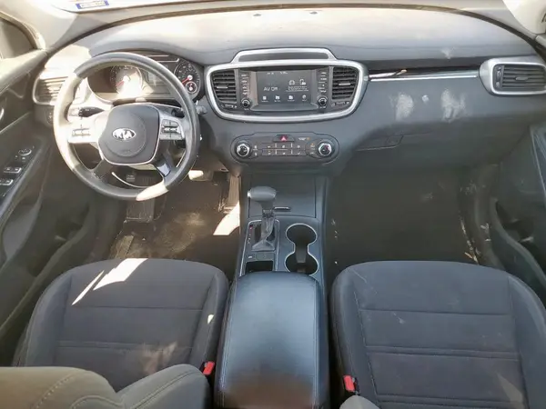 5XYPG4A39KG496259 2019 KIA SORENTO - Image 8