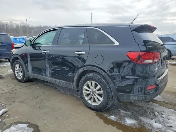 5XYPG4A39KG499226 2019 KIA SORENTO - Image 2
