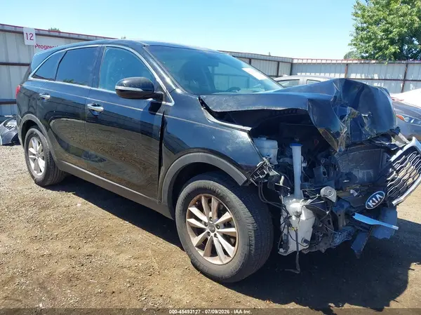 5XYPG4A39KG500102 2019 KIA SORENTO - Image 1