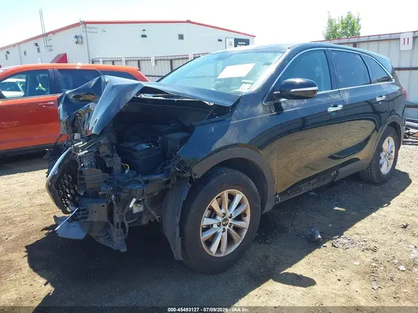 5XYPG4A39KG500102 2019 KIA SORENTO - Image 2