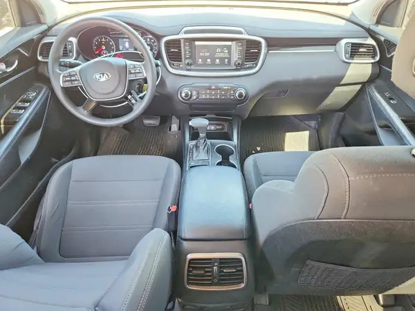 5XYPG4A39KG501380 2019 KIA SORENTO - Image 8