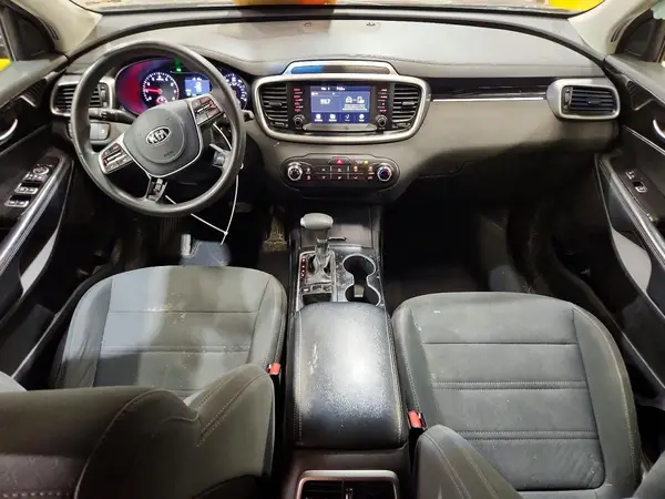 5XYPG4A39KG505087 2019 KIA SORENTO - Image 8