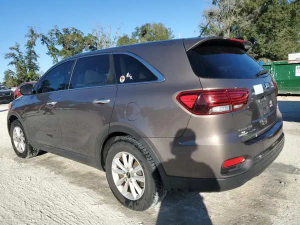 5XYPG4A39KG505459 2019 KIA SORENTO - Image 2