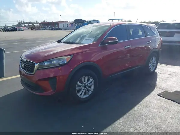 5XYPG4A39KG506031 2019 KIA SORENTO - Image 2
