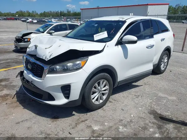 5XYPG4A39KG506322 2019 KIA SORENTO - Image 2