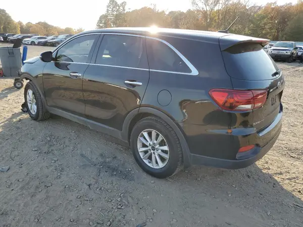 5XYPG4A39KG510807 2019 KIA SORENTO - Image 2