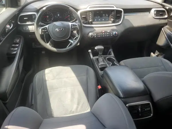 5XYPG4A39KG511665 2019 KIA SORENTO - Image 8