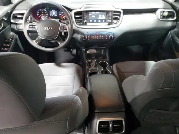 5XYPG4A39KG516574 2019 KIA SORENTO - Image 8