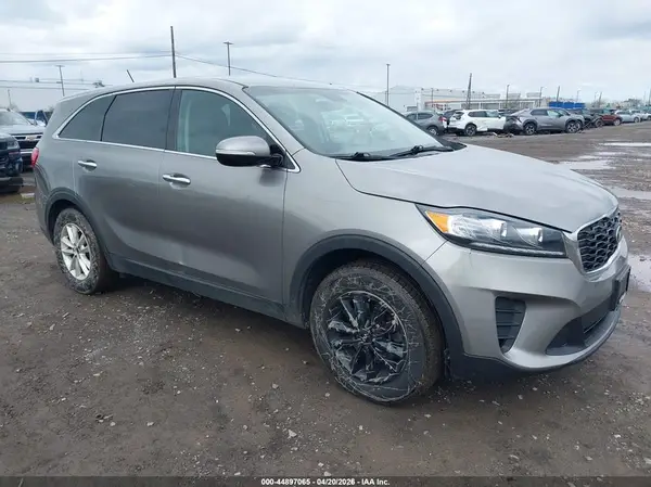 5XYPG4A39KG520379 2019 KIA SORENTO - Image 1