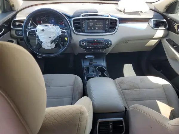 5XYPG4A39KG524609 2019 KIA SORENTO - Image 8