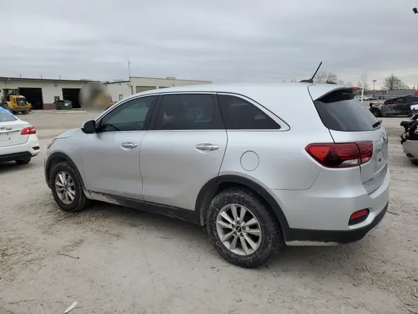 5XYPG4A39KG532127 2019 KIA SORENTO - Image 2