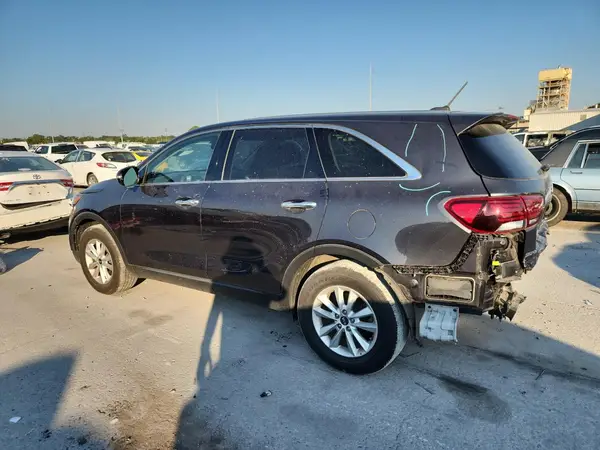 5XYPG4A39KG534167 2019 KIA SORENTO - Image 2