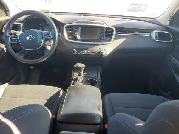 5XYPG4A39KG537196 2019 KIA SORENTO - Image 8