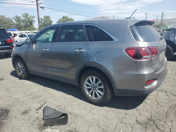 5XYPG4A39KG537473 2019 KIA SORENTO - Image 2