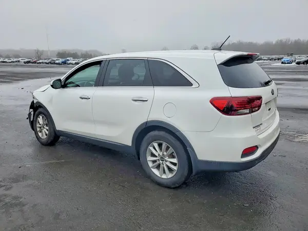 5XYPG4A39KG548148 2019 KIA SORENTO - Image 2