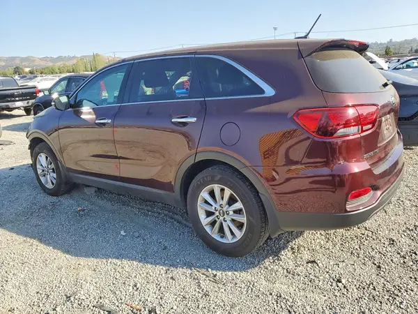 5XYPG4A39KG549199 2019 KIA SORENTO - Image 2