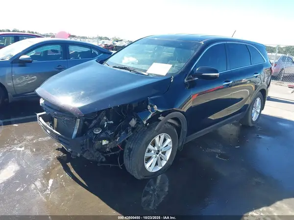 5XYPG4A39KG554094 2019 KIA SORENTO - Image 2